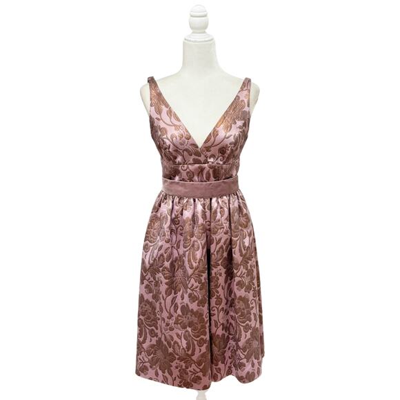 Monique Lhuillier Dress 8 - Picture 2 of 10